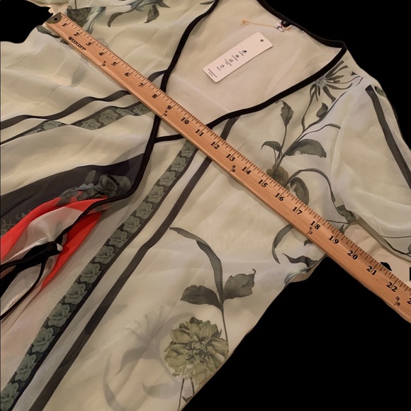 OS Order Robe Beige Plus Size Maxi New With Tags Size Medium - Picture 8 of 8
